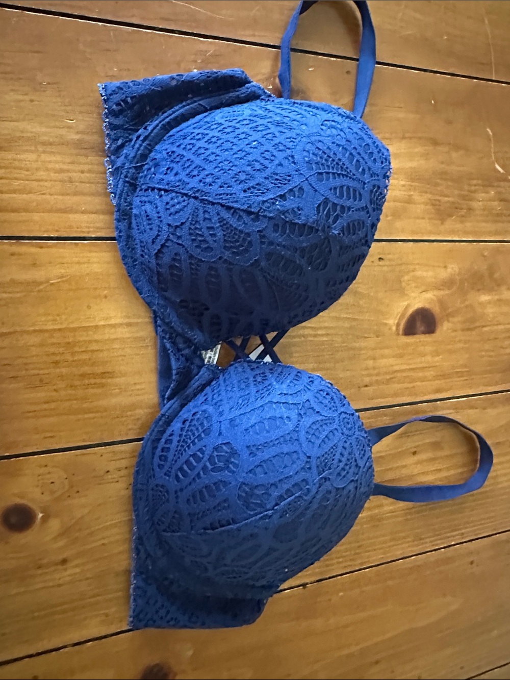 Victoria's Secret Navy Lace Push-Up Bra
